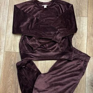 Victoria's Secret Velvet Lounge Set in Rich Brown